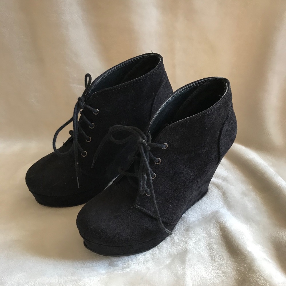 Shï platform wedges